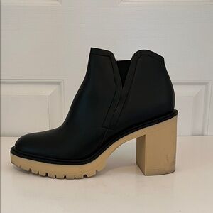 Dolce Vita Cashe H2O Ankle Boots Black Size 11